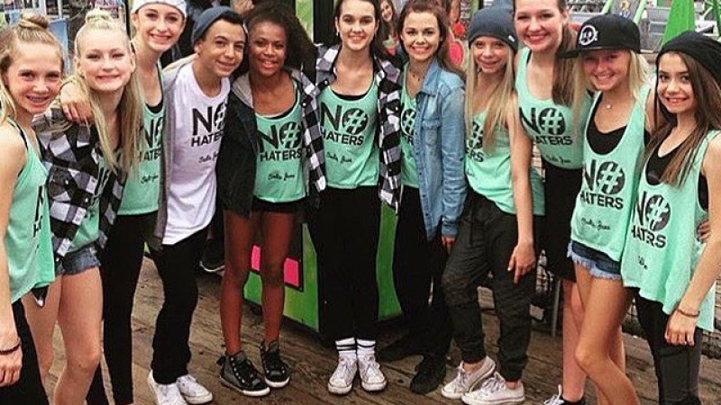 MusEffect: Inspiring Cyberbullying Prevention Through Dance in 2015