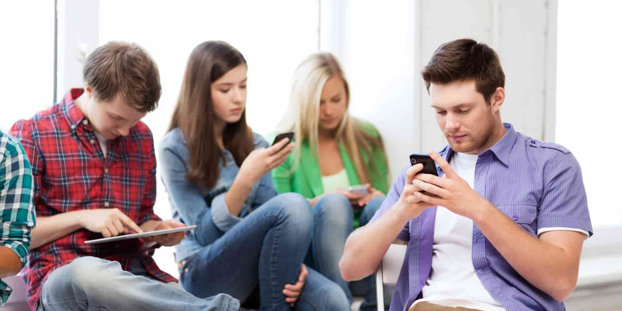 teens-main-cyberbullying