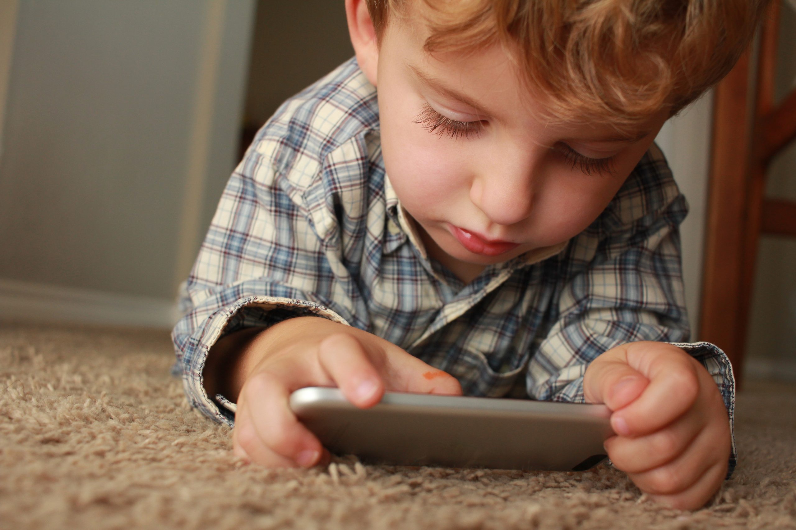 The Skinny on Screen Time: Common Sense Over Research (at least for now) post thumbnail